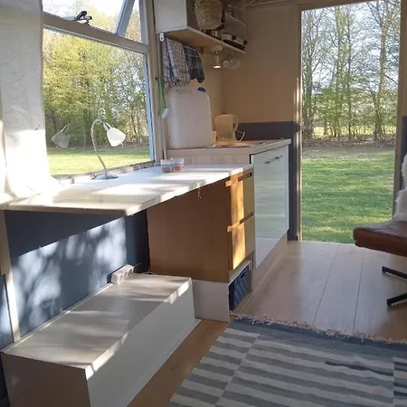 Sfeervolle Pipowagen/ Tiny House Dichtbij Park De Hoge Veluwe